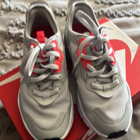 Nike react - Picture 4 of 6